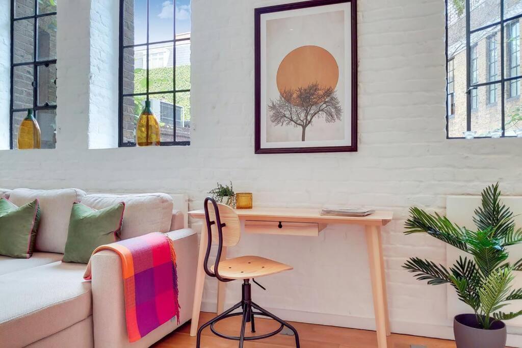 Appartamento Vy6 - Stylish Loft-style 1-bed Near Borough Market Londra