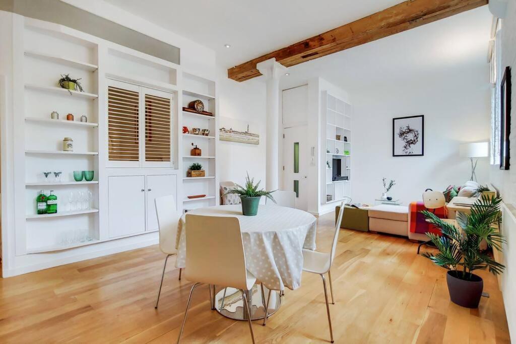 Vy6 - Stylish Loft-style 1-bed Near Borough Market Appartamento
